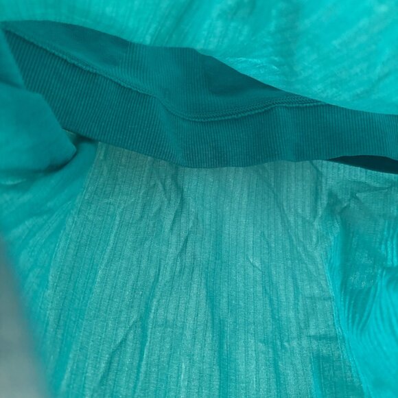 Lululemon Athletic Ebb To Street RB Tank Top Tidal Teal Women’s Size 10 - Picture 5 of 7